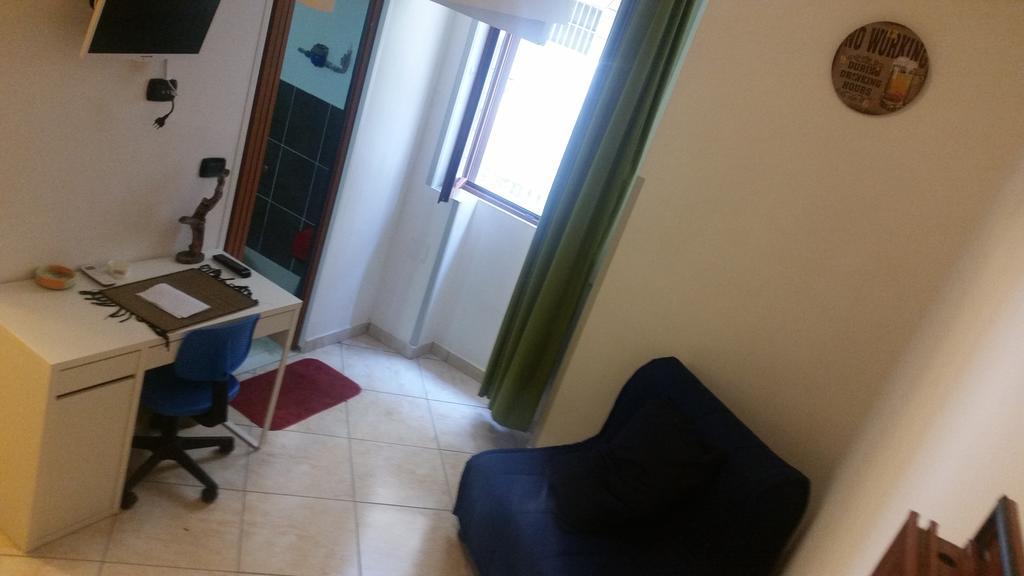 Residenza Il Castello Otel Napoli Oda fotoğraf