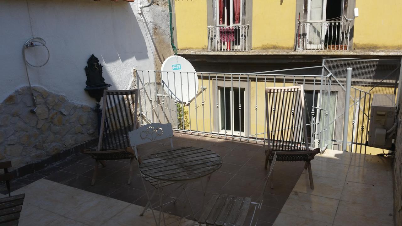 Residenza Il Castello Otel Napoli Dış mekan fotoğraf