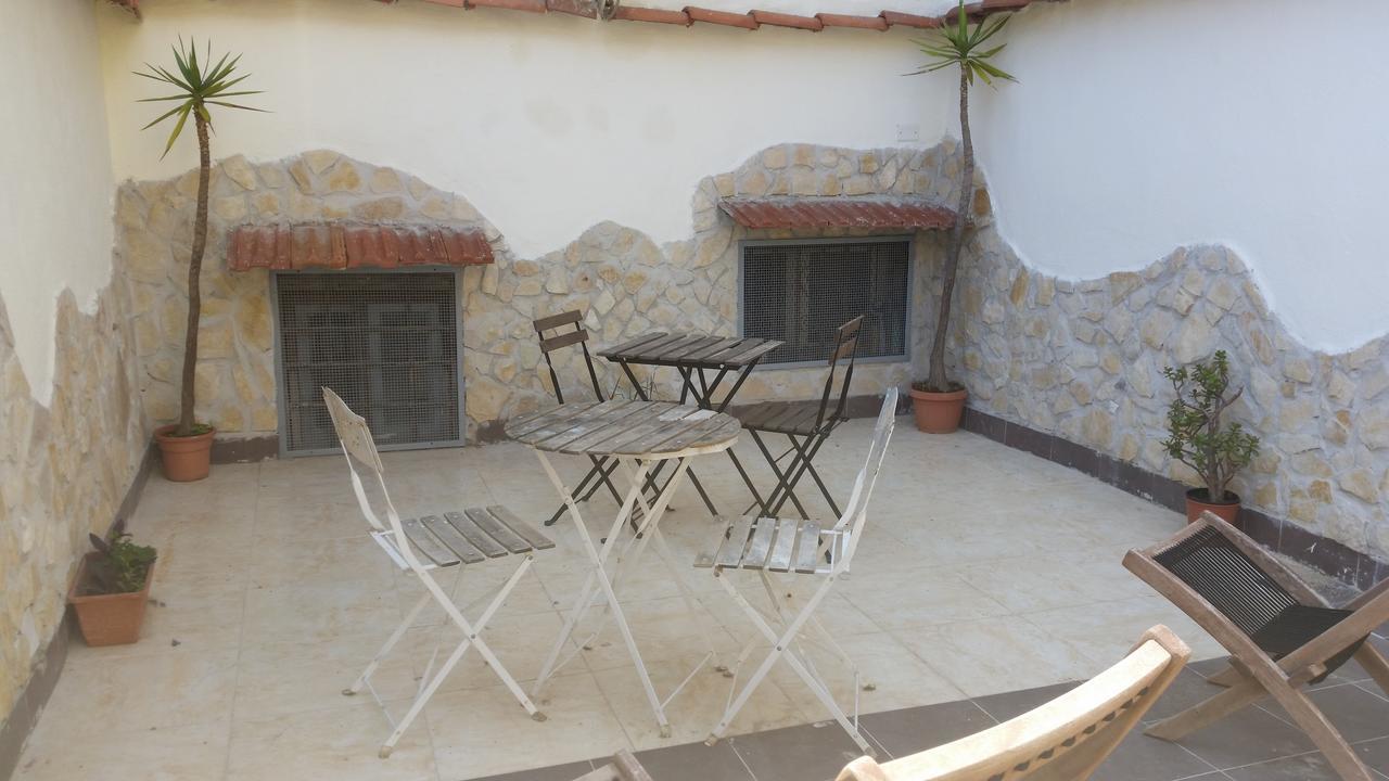 Residenza Il Castello Otel Napoli Dış mekan fotoğraf