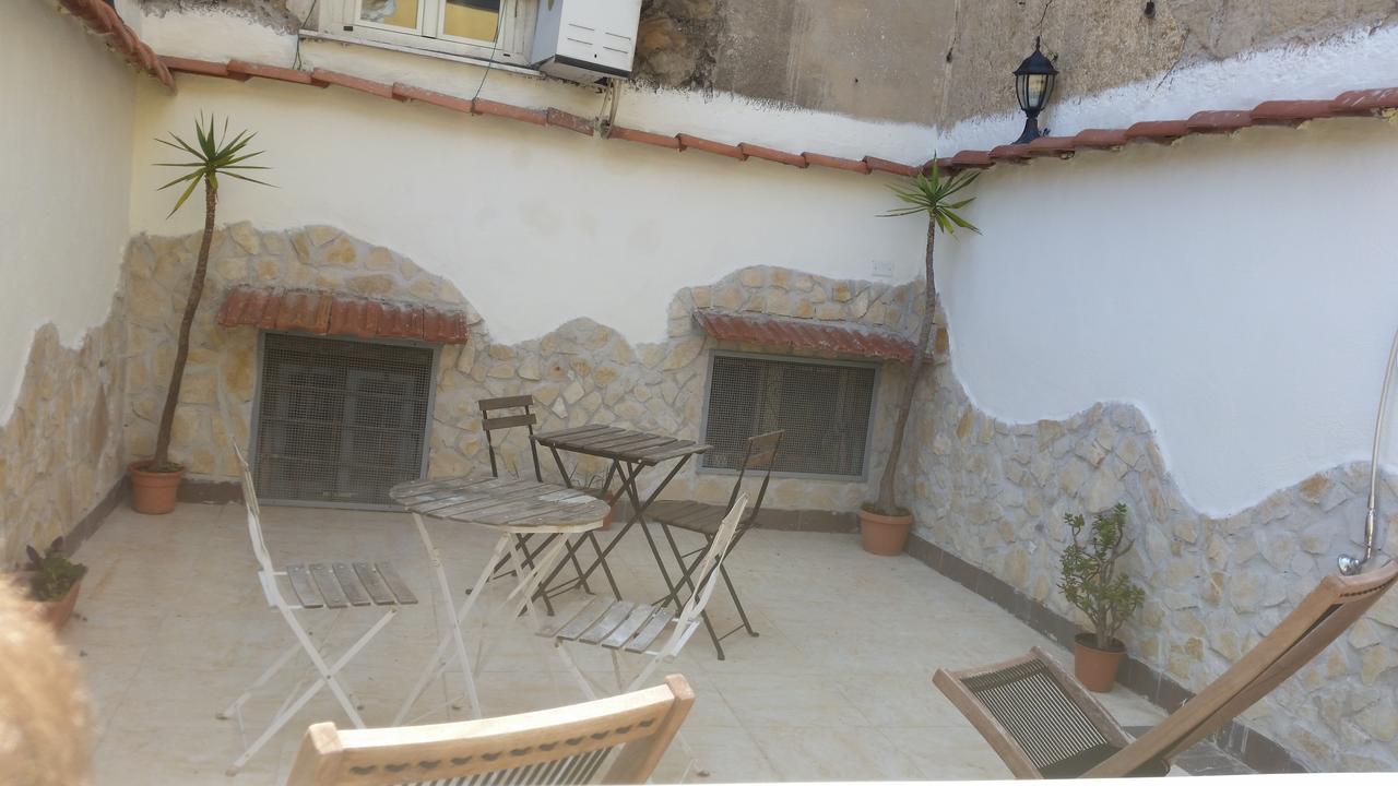 Residenza Il Castello Otel Napoli Dış mekan fotoğraf