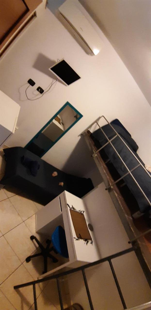 Residenza Il Castello Otel Napoli Dış mekan fotoğraf