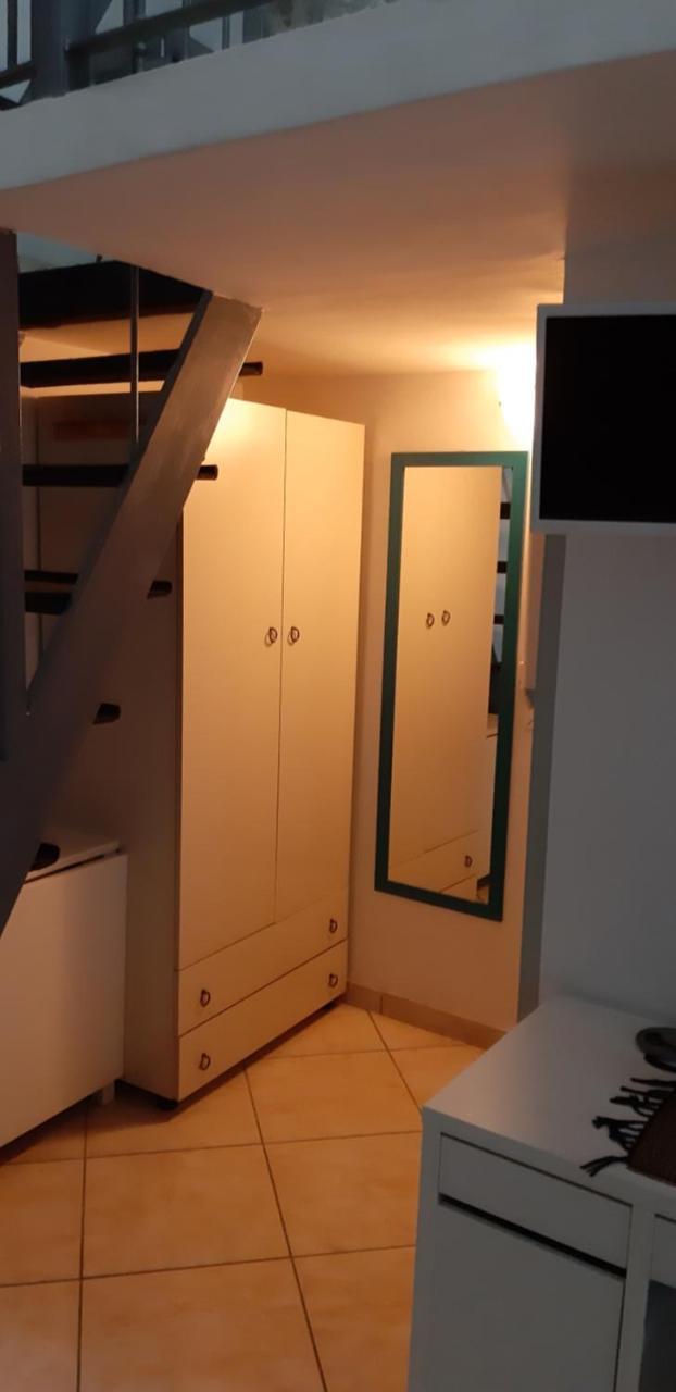 Residenza Il Castello Otel Napoli Dış mekan fotoğraf