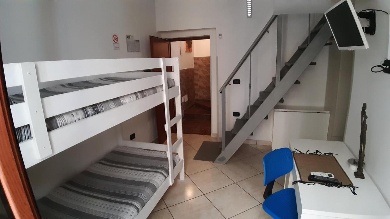 Residenza Il Castello Otel Napoli Dış mekan fotoğraf