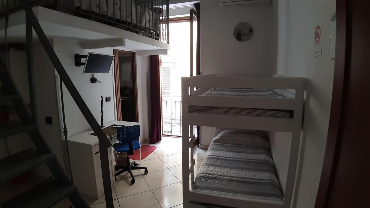 Residenza Il Castello Otel Napoli Dış mekan fotoğraf